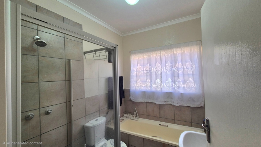 2 Bedroom Property for Sale in Vaalpark Free State